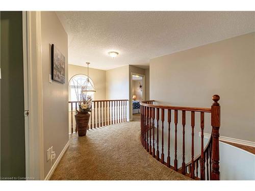 46 Hawkswood Trail, Hamilton, ON - Indoor Photo Showing Bathroom