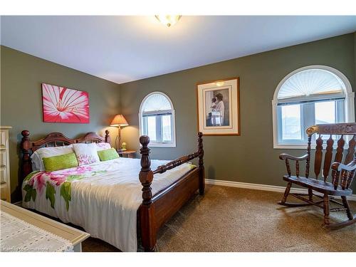 46 Hawkswood Trail, Hamilton, ON - Indoor Photo Showing Bedroom