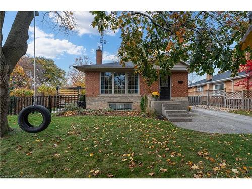 2301 Woodward Avenue, Burlington, ON - Outdoor