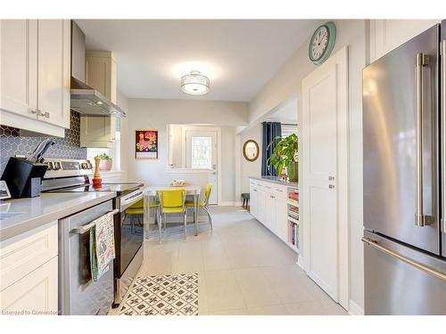 2301 Woodward Avenue, Burlington, ON - Indoor Photo Showing Kitchen