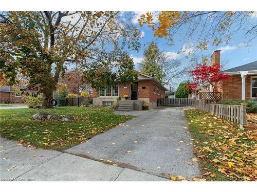 2301 Woodward Avenue, Burlington, ON - Outdoor