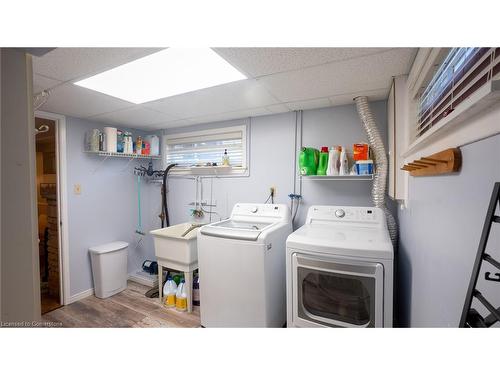 152 Copeland Street, Belmont, ON - Indoor Photo Showing Laundry Room