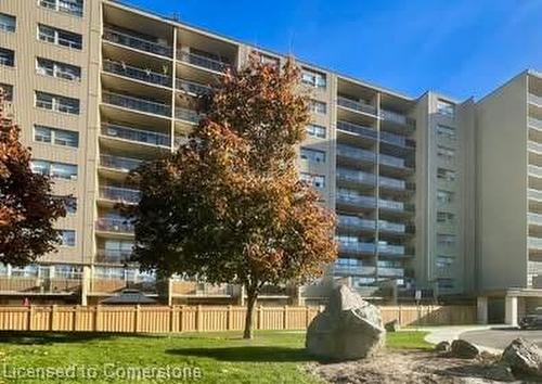 910-15 Nicklaus Drive, Hamilton, ON - Outdoor With Balcony