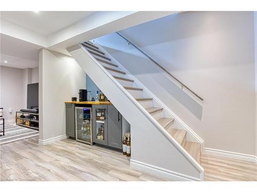 228 Springstead Avenue, Stoney Creek, ON - Indoor Photo Showing Other Room