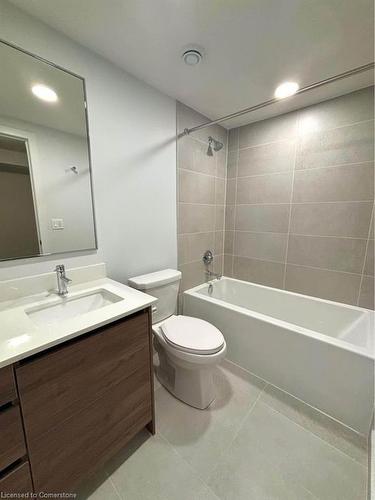 55-276 Dunsmure Road, Hamilton, ON - Indoor Photo Showing Bathroom