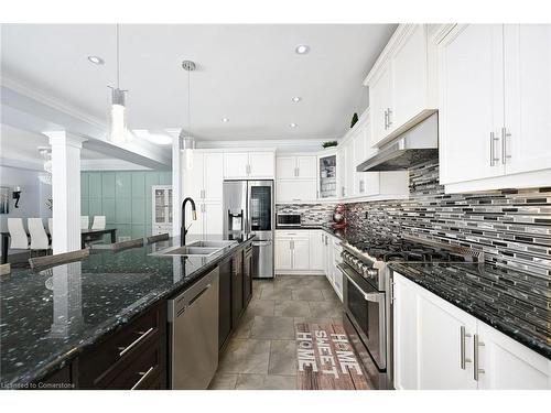 30 Ascoli Drive, Hamilton, ON - Indoor Photo Showing Kitchen With Stainless Steel Kitchen With Double Sink With Upgraded Kitchen