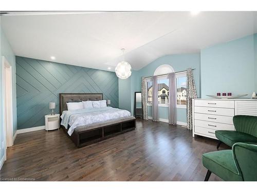 30 Ascoli Drive, Hamilton, ON - Indoor Photo Showing Bedroom