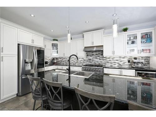 30 Ascoli Drive, Hamilton, ON - Indoor Photo Showing Kitchen With Stainless Steel Kitchen With Double Sink With Upgraded Kitchen