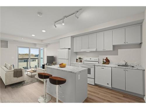 320-50 Herrick Avenue, St. Catharines, ON - Indoor Photo Showing Kitchen