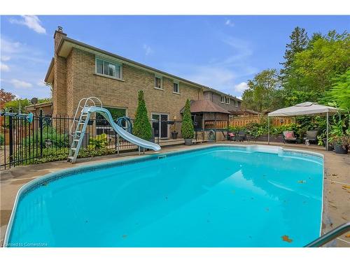 62 Bridlewood Drive, Dundas, ON - Outdoor With In Ground Pool With Backyard