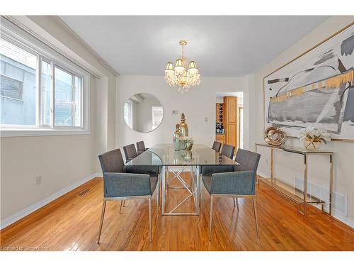 62 Bridlewood Drive, Dundas, ON - Indoor Photo Showing Dining Room