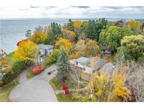 136 Avondale Court, Burlington, ON - Outdoor With Body Of Water With View