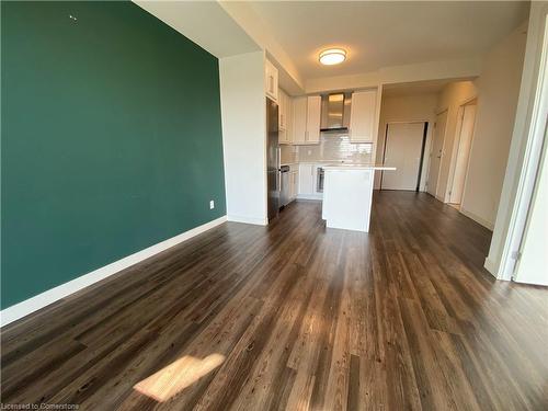 1505-2093 Fairview Street, Burlington, ON - Indoor Photo Showing Kitchen