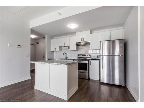 306-175 Commonwealth Street, Kitchener, ON - Indoor Photo Showing Kitchen With Upgraded Kitchen