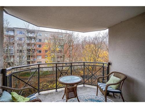 306-2000 Creekside Drive, Dundas, ON - Outdoor With Balcony With Exterior