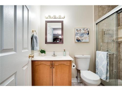 306-2000 Creekside Drive, Dundas, ON - Indoor Photo Showing Bathroom