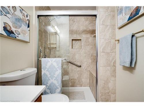 306-2000 Creekside Drive, Dundas, ON - Indoor Photo Showing Bathroom