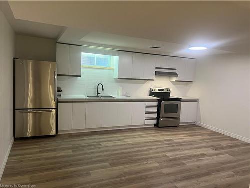 Lower-16 Teresa Street, Hamilton, ON - Indoor Photo Showing Kitchen