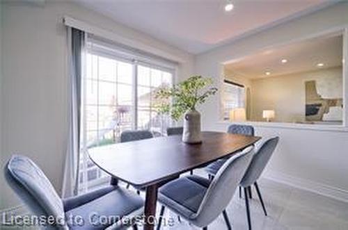 1145 Riddell Crescent, Hamilton, ON - Indoor Photo Showing Dining Room