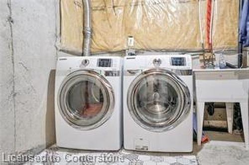 1145 Riddell Crescent, Hamilton, ON - Indoor Photo Showing Laundry Room