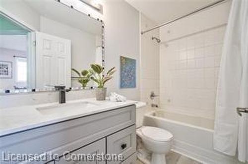 1145 Riddell Crescent, Hamilton, ON - Indoor Photo Showing Bathroom