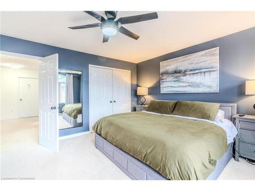 7-5110 Fairview Street, Burlington, ON - Indoor Photo Showing Bedroom