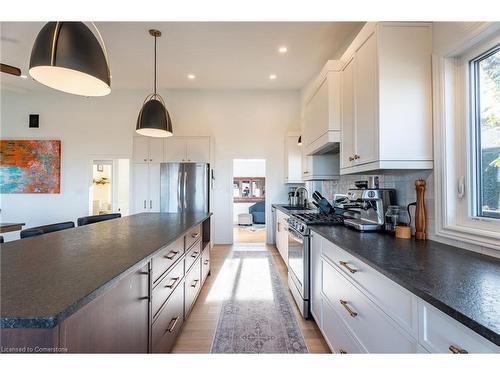 6 Arcade Crescent, Hamilton, ON - Indoor Photo Showing Kitchen With Upgraded Kitchen