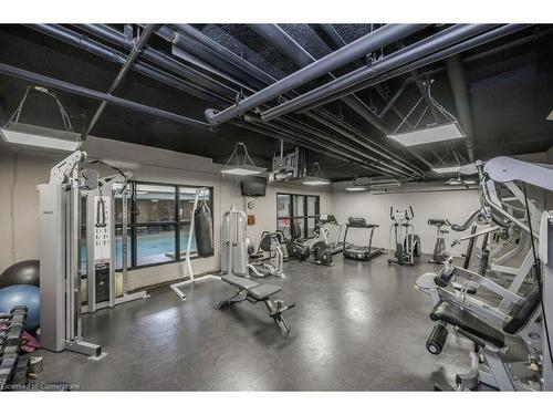 303-150 Charlton Avenue E, Hamilton, ON - Indoor Photo Showing Gym Room