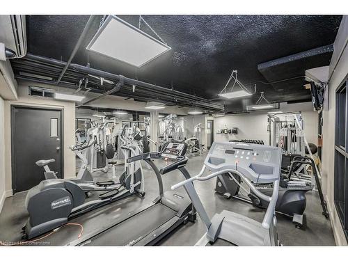 303-150 Charlton Avenue E, Hamilton, ON - Indoor Photo Showing Gym Room