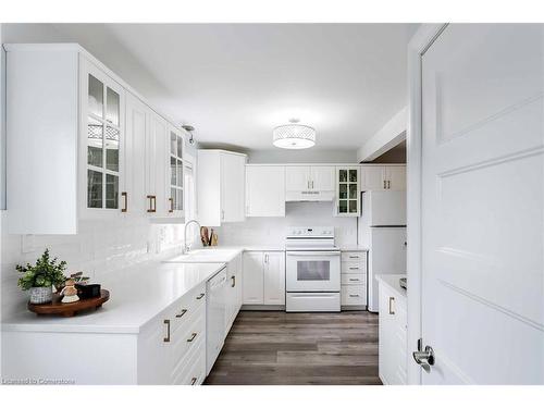 3 Echo Street E, Cayuga, ON - Indoor Photo Showing Kitchen