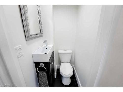 3 Echo Street E, Cayuga, ON - Indoor Photo Showing Bathroom