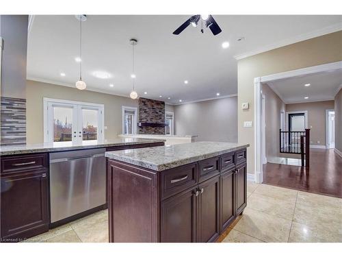 9153 Eighth Line, Georgetown, ON - Indoor Photo Showing Kitchen With Upgraded Kitchen