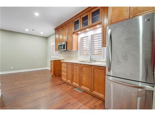 9153 Eighth Line, Georgetown, ON - Indoor Photo Showing Kitchen