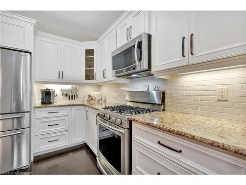 35 Viking Lane, Port Dover, ON - Indoor Photo Showing Kitchen With Upgraded Kitchen