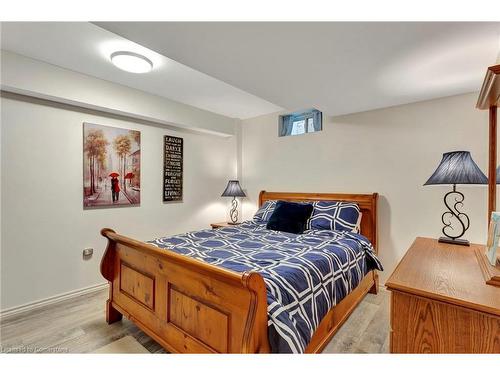 35 Viking Lane, Port Dover, ON - Indoor Photo Showing Bedroom