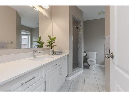 264 Wise Crossing, Milton, ON - Indoor Photo Showing Bathroom