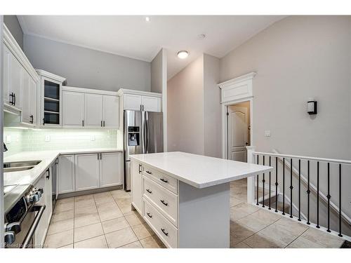 19 Tallforest Trail, Glanbrook, ON - Indoor Photo Showing Kitchen With Double Sink