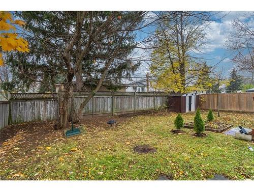 1401 Thornton Rd, Burlington, ON - Outdoor With Backyard