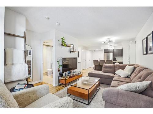 910-75 East Liberty Street, Toronto, ON - Indoor Photo Showing Living Room