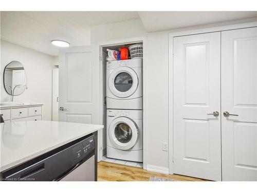 910-75 East Liberty Street, Toronto, ON - Indoor Photo Showing Laundry Room