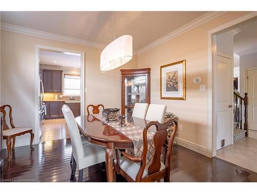 54 Las Road, Smithville, ON - Indoor Photo Showing Dining Room