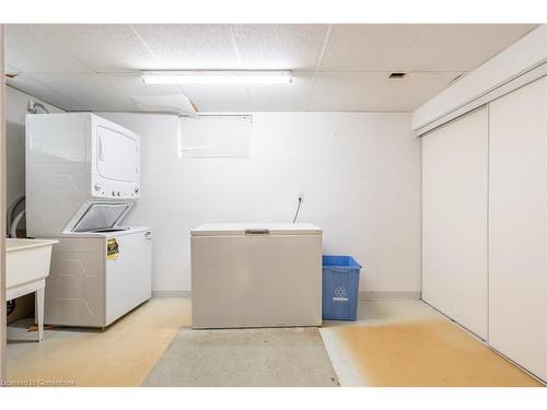 355 Rosedale Avenue, Hamilton, ON - Indoor Photo Showing Laundry Room