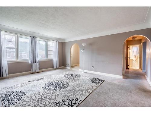 355 Rosedale Avenue, Hamilton, ON - Indoor Photo Showing Other Room