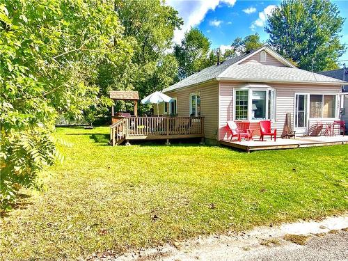 322 Oxford Avenue, Crystal Beach, ON - Outdoor With Deck Patio Veranda