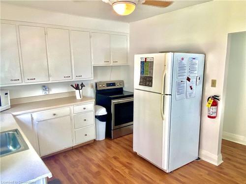 322 Oxford Avenue, Crystal Beach, ON - Indoor Photo Showing Kitchen