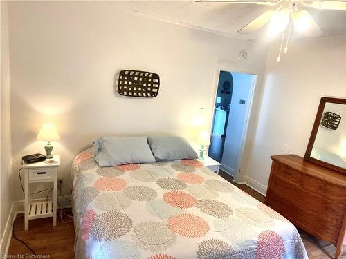 322 Oxford Avenue, Crystal Beach, ON - Indoor Photo Showing Bedroom