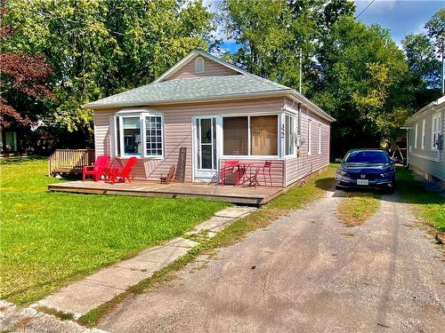 322 Oxford Avenue, Crystal Beach, ON - Outdoor With Deck Patio Veranda