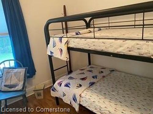 322 Oxford Avenue, Crystal Beach, ON - Indoor Photo Showing Bedroom