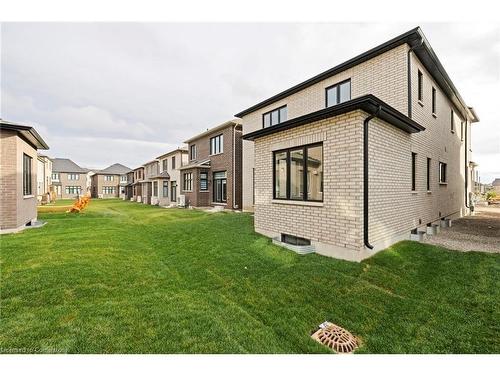 1367 Wheat Boom Drive, Oakville, ON 