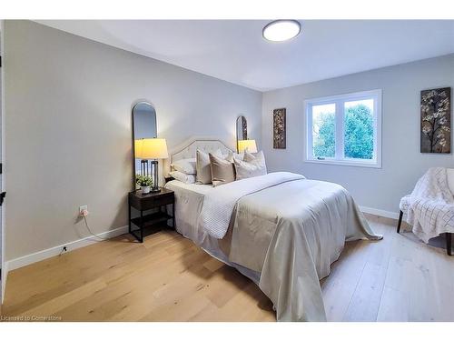 1440 Upper Gage Avenue, Hamilton, ON - Indoor Photo Showing Bedroom